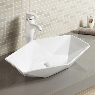 Nicht poröses Gegenspitzenunregelmäßige Form-Waschbecken der badezimmer-Wannen-650mm