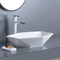 Unregelmäßige Schiff-Art Diamond Counter Top Bathroom Sinks 70cm CUPC